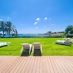 Βίλα Erato Seafront Luxury *