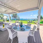 Erato Seafront Luxury