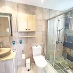 Erato Seafront Luxury Βίλα *