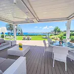 Erato Seafront Luxury *