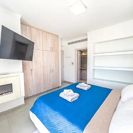 ヴィラ Erato Seafront Luxury プロタラス