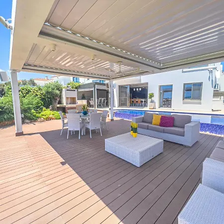 Erato Seafront Luxury Protaras
