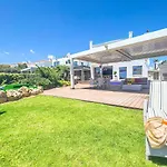 Erato Seafront Luxury *
