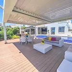 Erato Seafront Luxury Protaras
