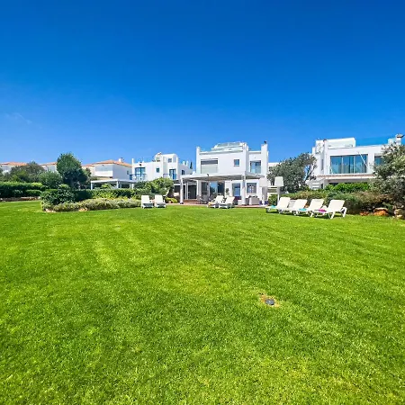 Erato Seafront Luxury