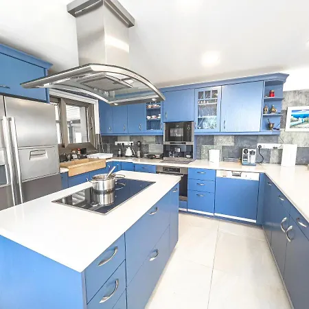 Erato Seafront Luxury