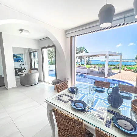 Erato Seafront Luxury