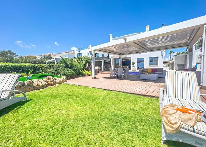 Erato Seafront Luxury *