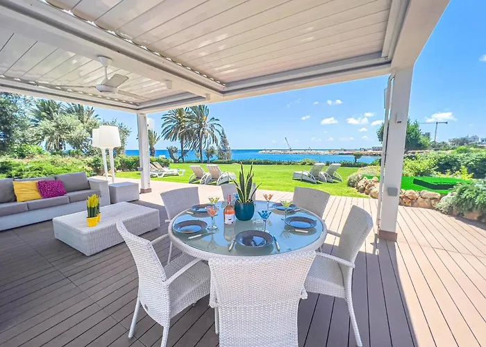 Erato Seafront Luxury