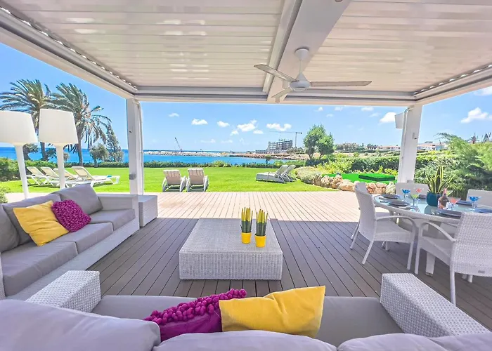 Erato Seafront Luxury * Protarász