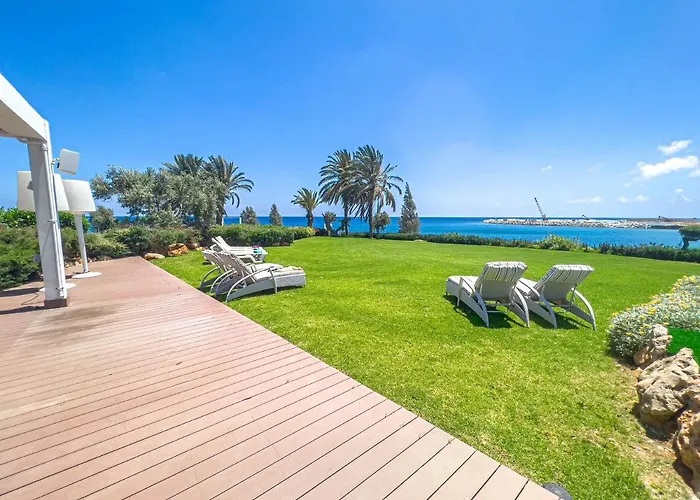 Erato Seafront Luxury