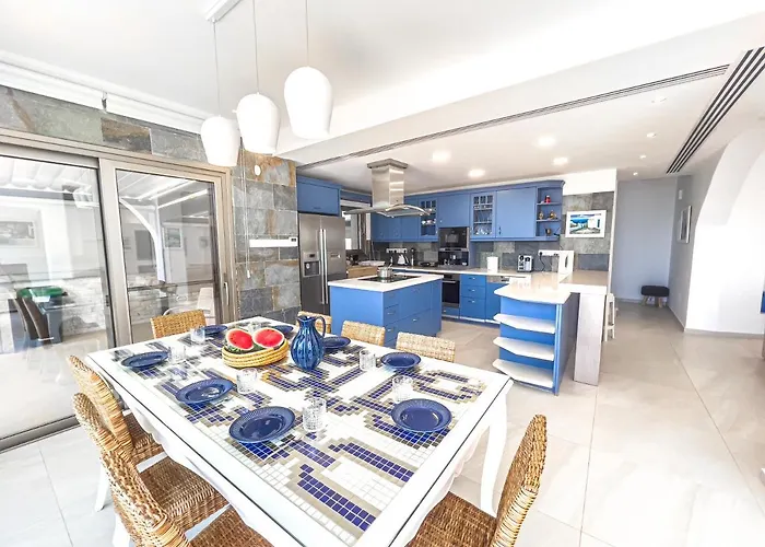 Erato Seafront Luxury